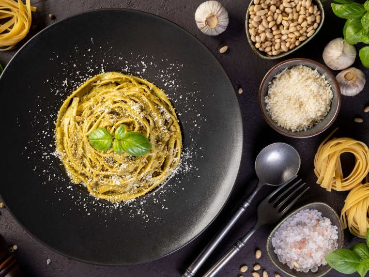 Stylish from appetizer to dessert