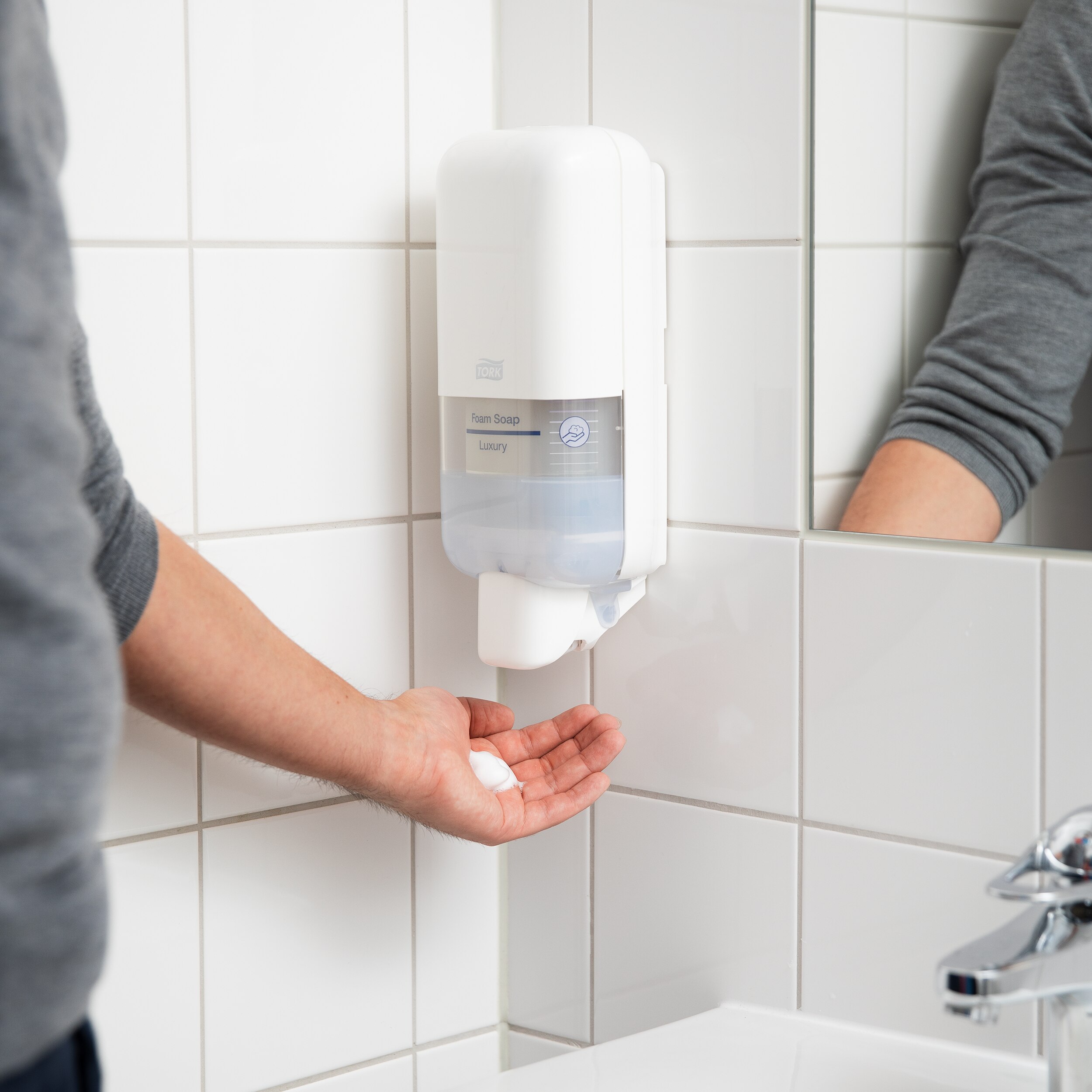 Soap and disinfectant dispenser, S4, white