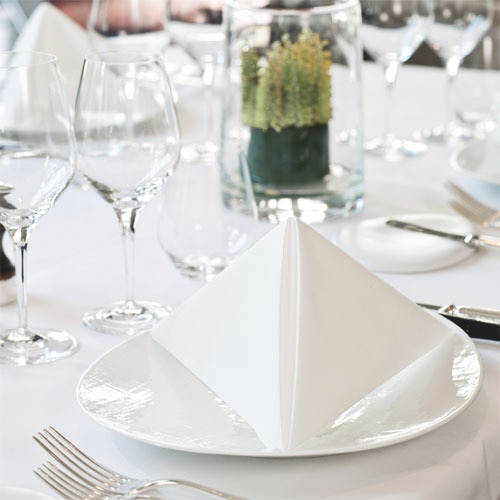 Linstyle PREMIUM napkins 39 x 39cm, white, 50 pcs