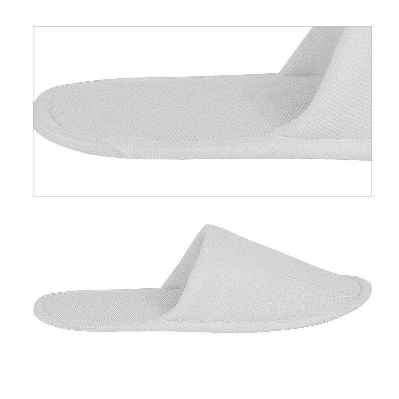 slippers STANDARD white closed 28 cm with white dot sole