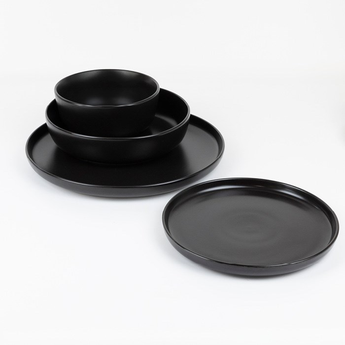 Mělký talíř FUTURE BLACK 20 cm, černý porcelán