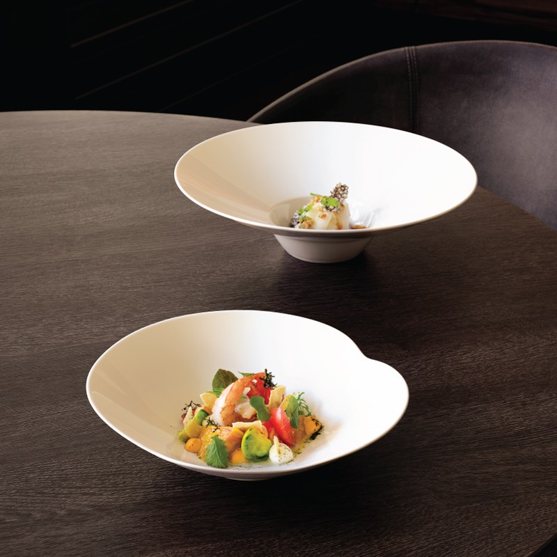 Kumo Plate deep round wide rim 31cm