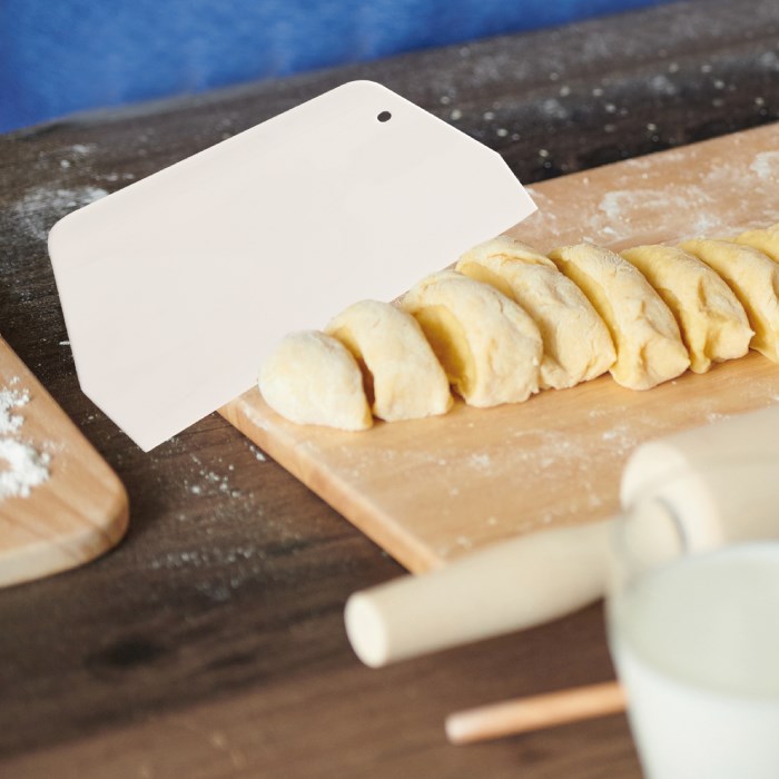 Plastic spatula 13,5 x 19,4 cm, white