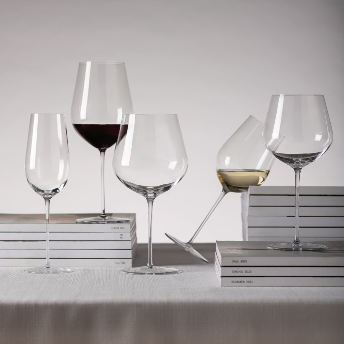 Move burgundy glass 848 ml
