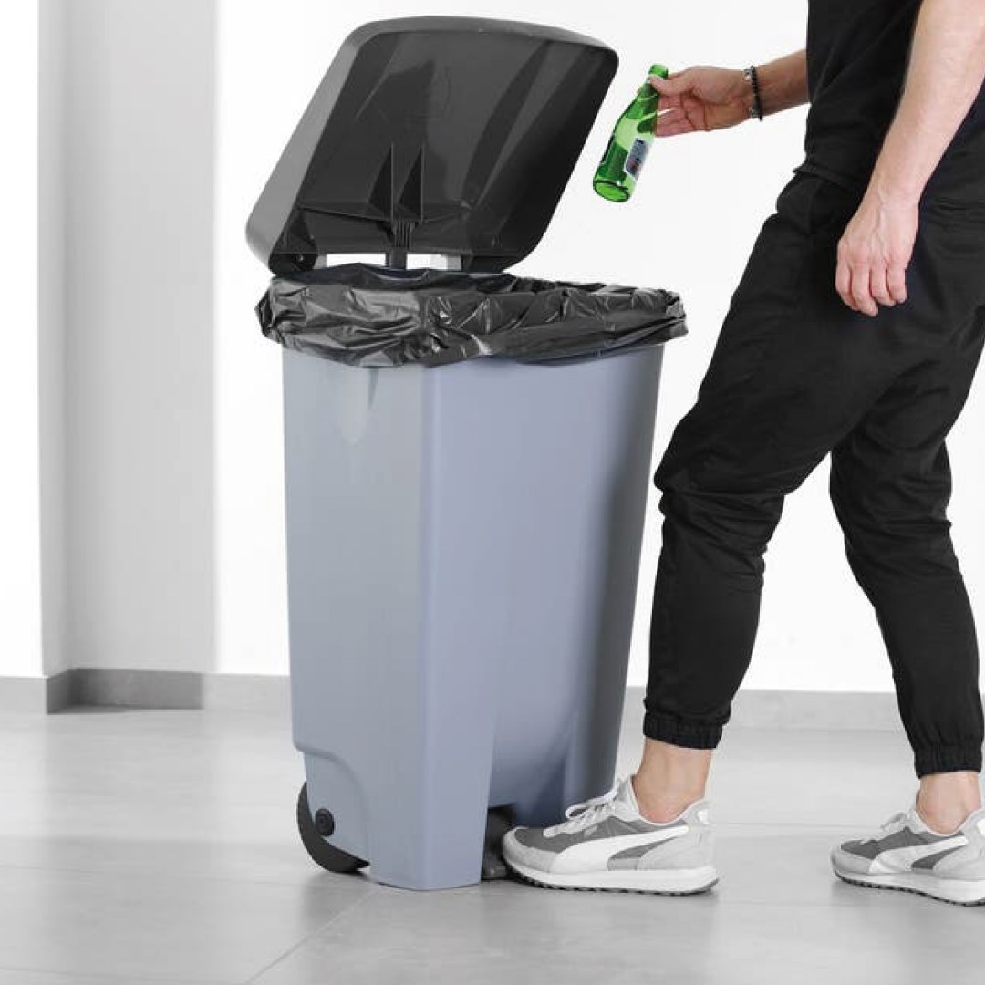 víko černé k nádobě na odpadky s pedálem (873458)