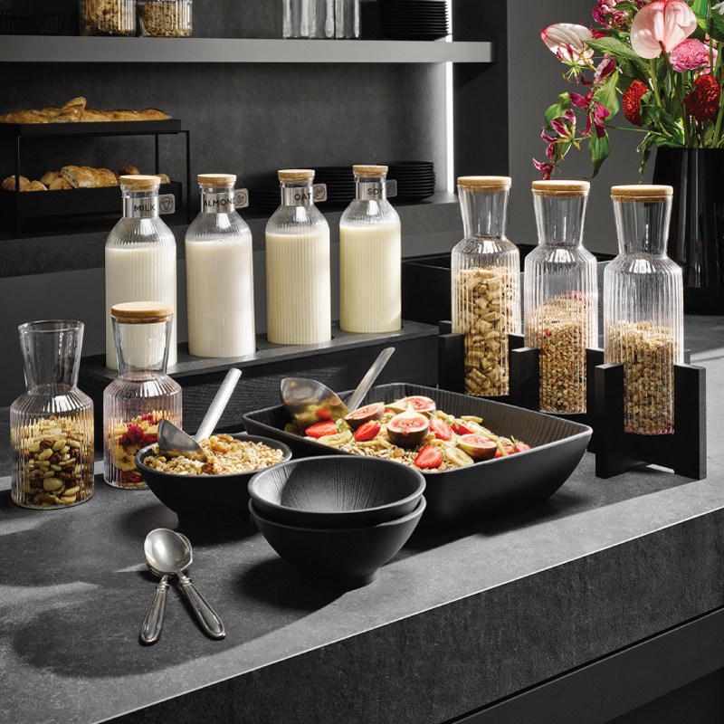 Glass carafe -LINES-