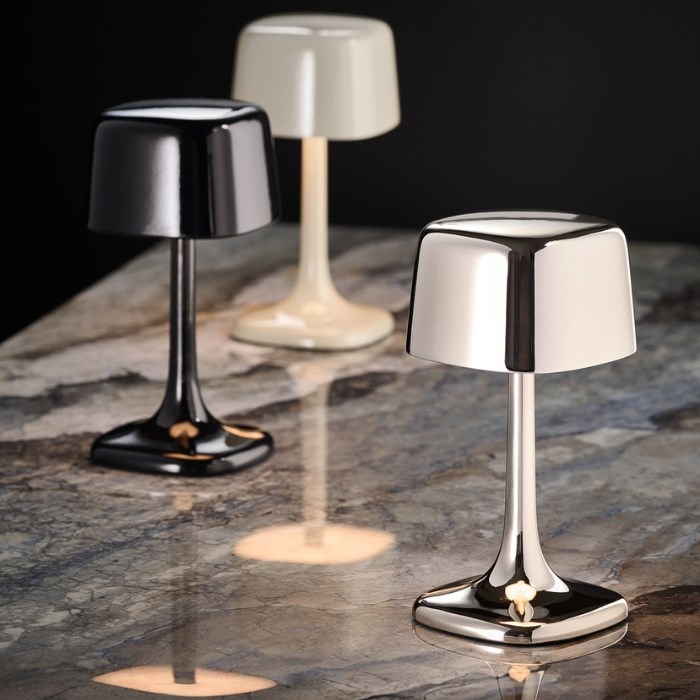 Stolní lampa SOHO, černá, výška 21,5 cm