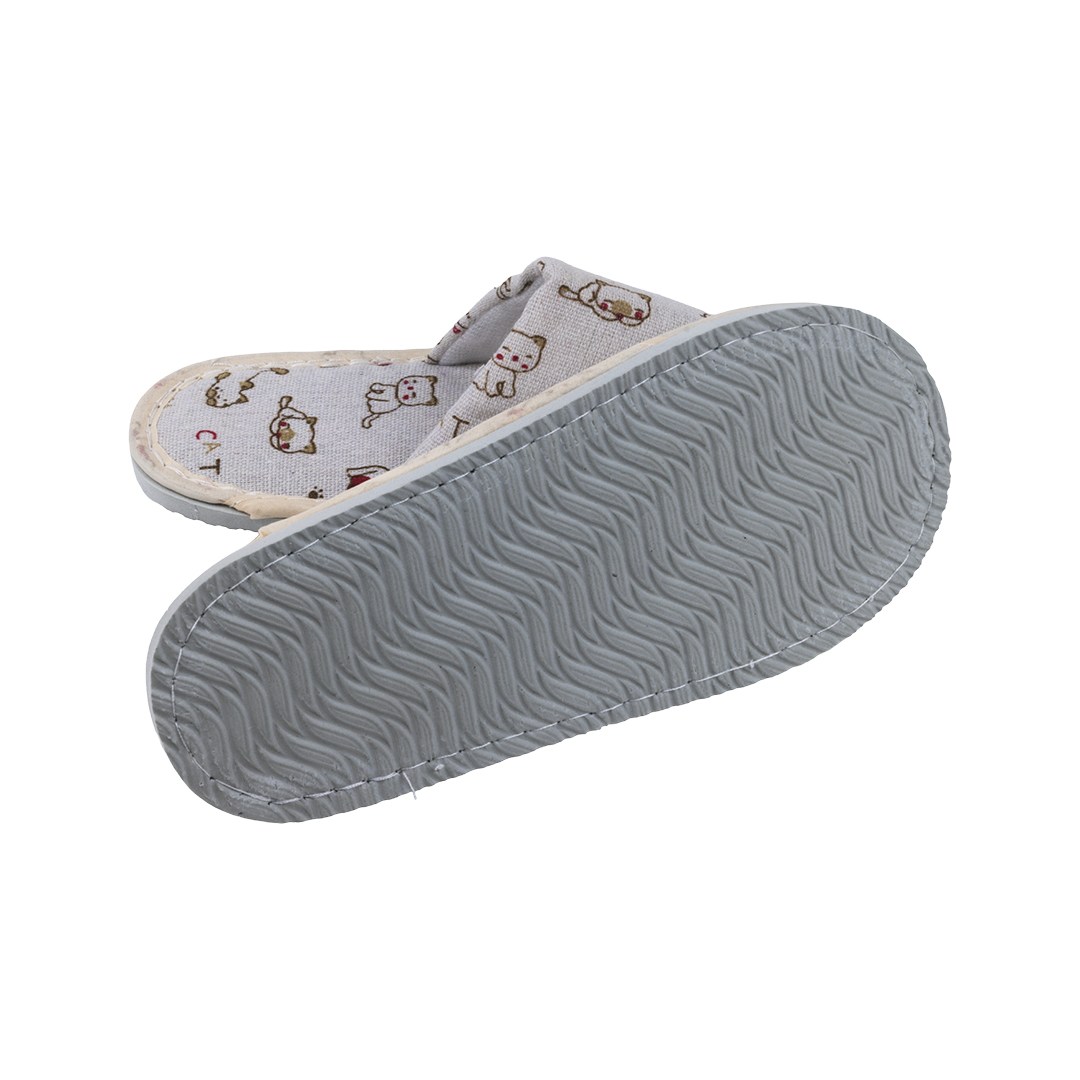 Children's closed slippers 23x9.5 cm, sole thickness 1.1 cm, cat motif