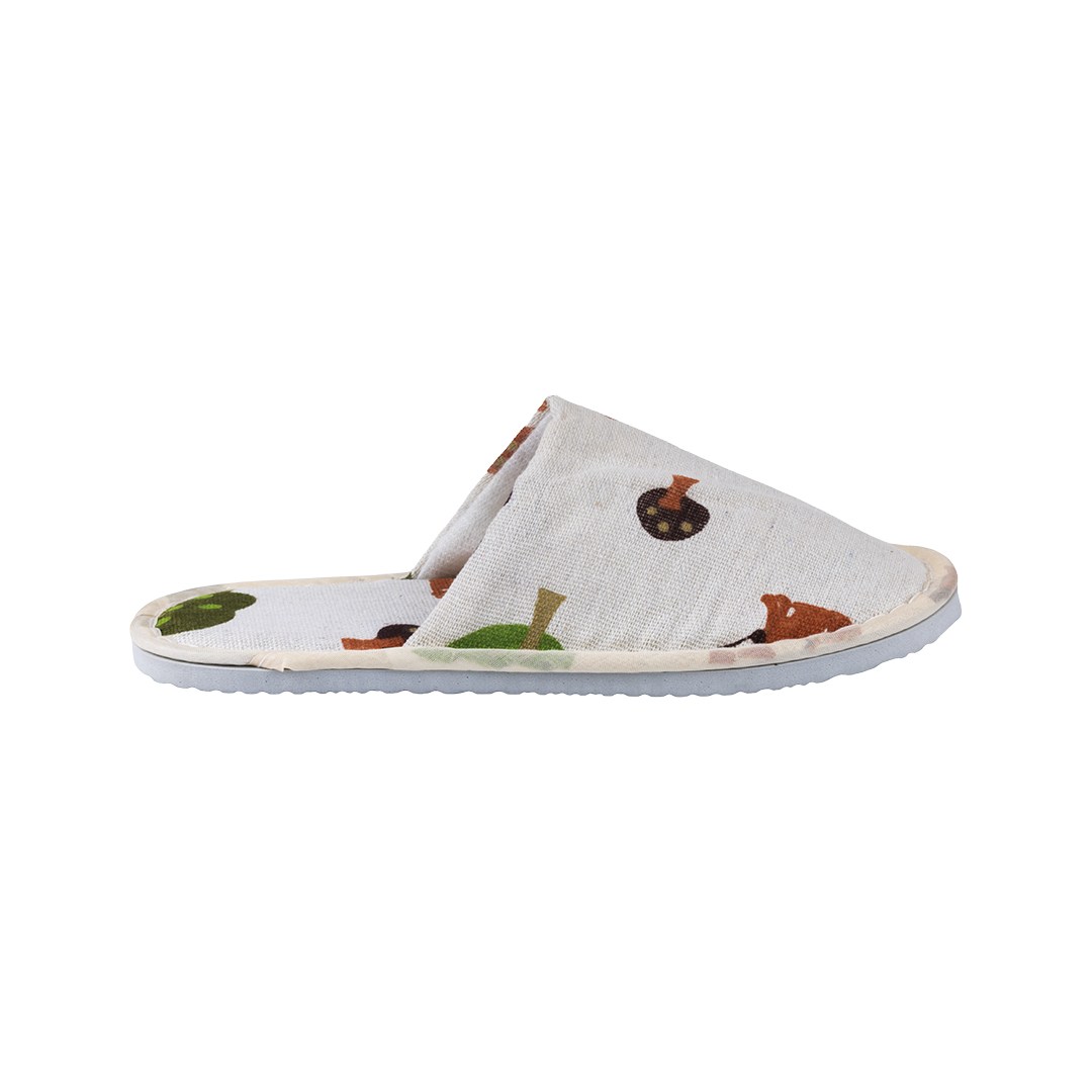 Children's closed slippers 23x9.5 cm, sole thickness 1.1 cm, forest animal motif