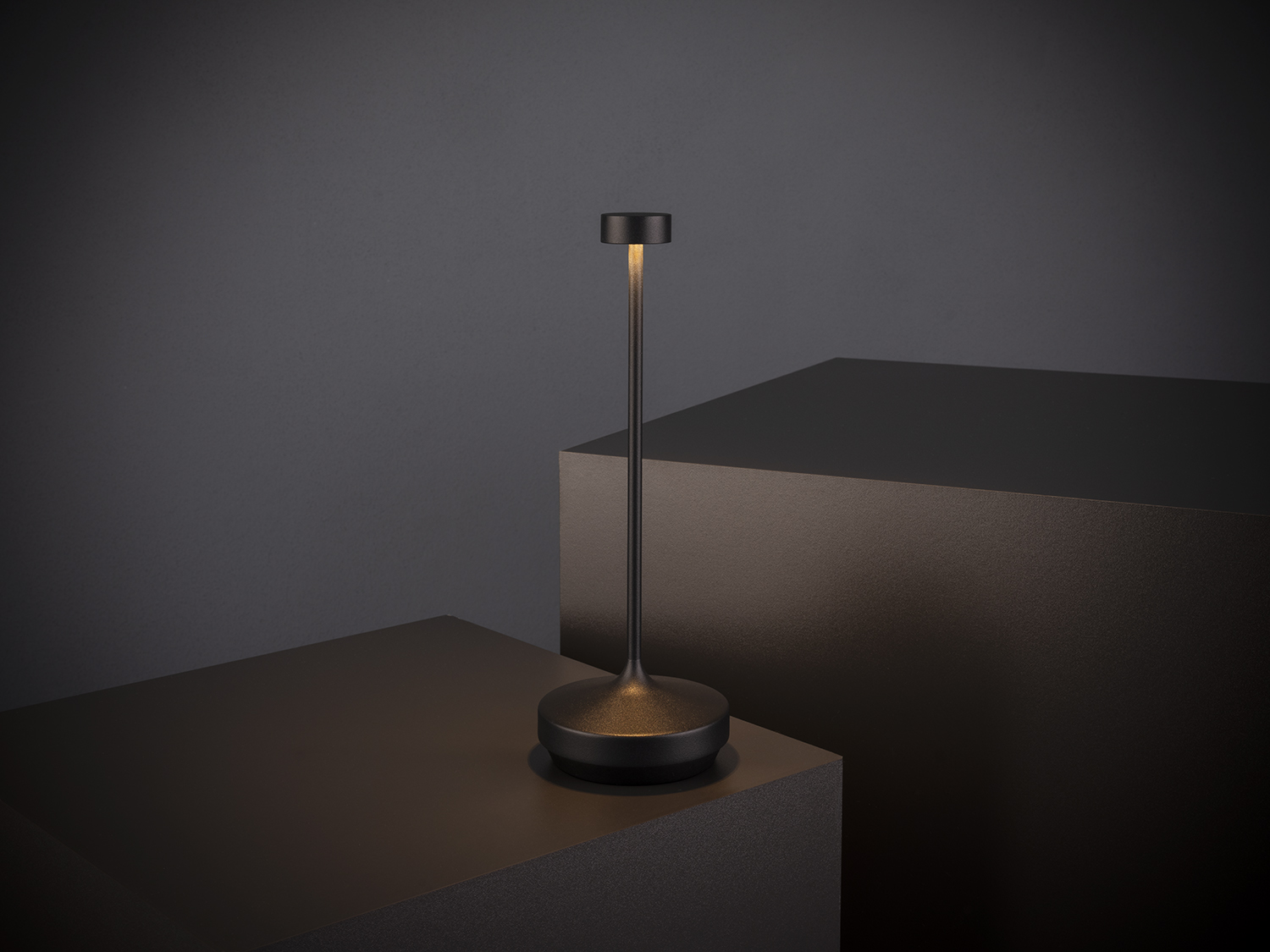lampa stolní NISSRIN, kov, černá, pr. 8 cm, v. 25 cm