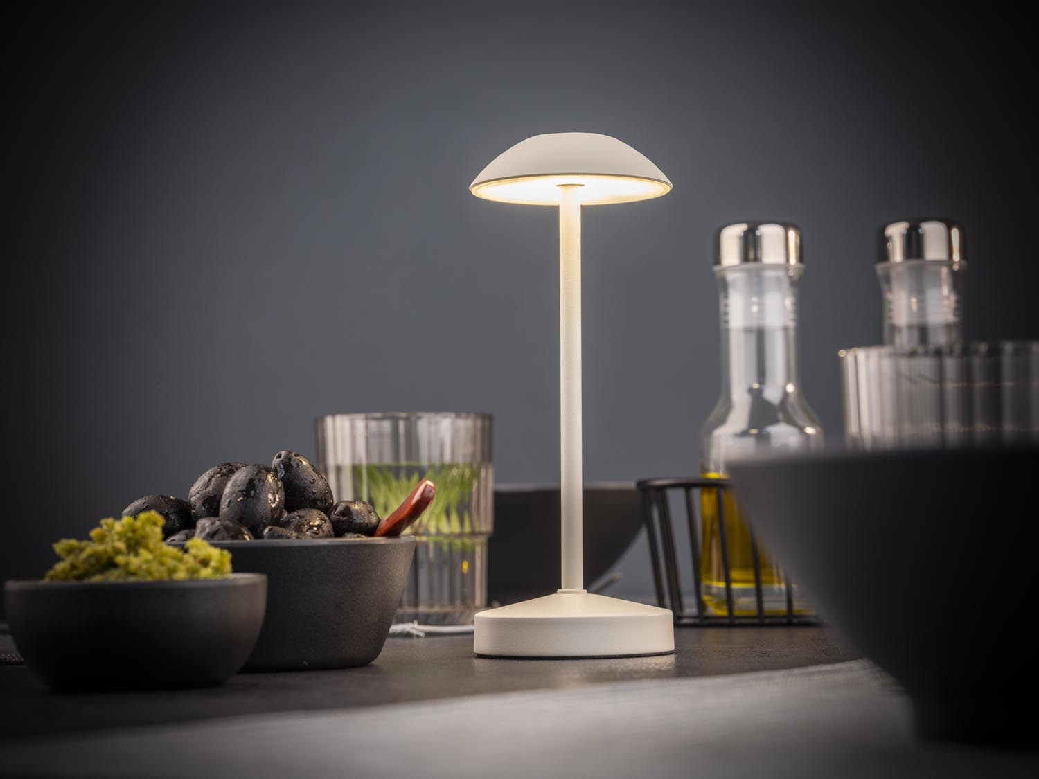 lampa stolní ALVA, kov, bílá, pr. 8 cm, v. 20 cm