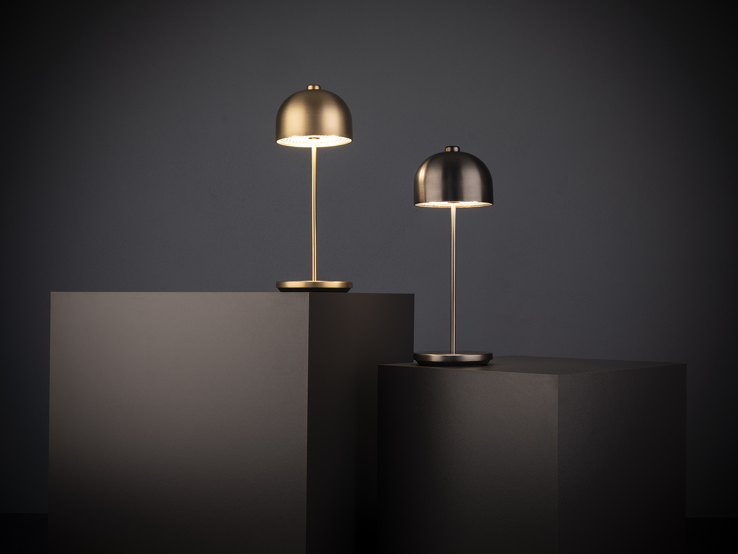 lampa stolní JOSEF, kov, champagne, pr. 11 cm, v. 30 cm