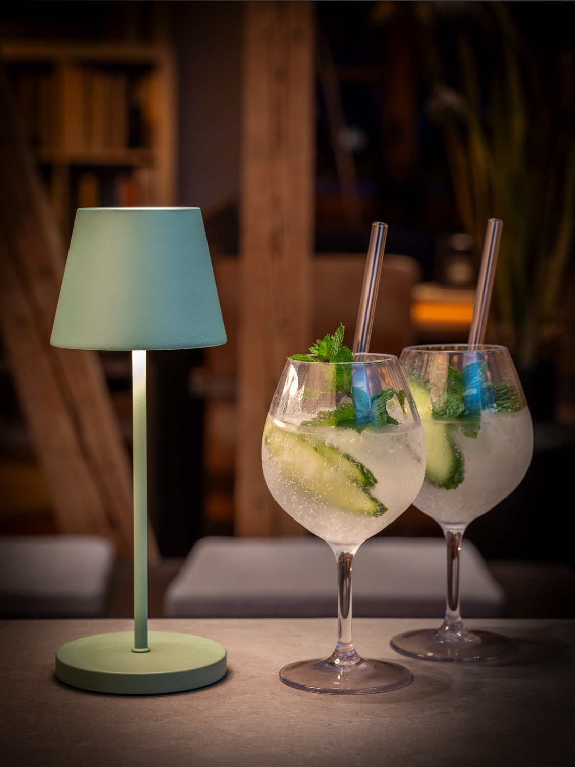 Table lamp -MERLE- O 11 cm, h: 30,5 cm metal, colour: mint 1x LED 2,0 W / 270 lm