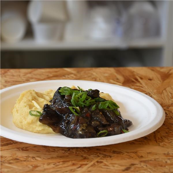 talíř kulatý BIO cukrová třtina O 22 cm 50 ks