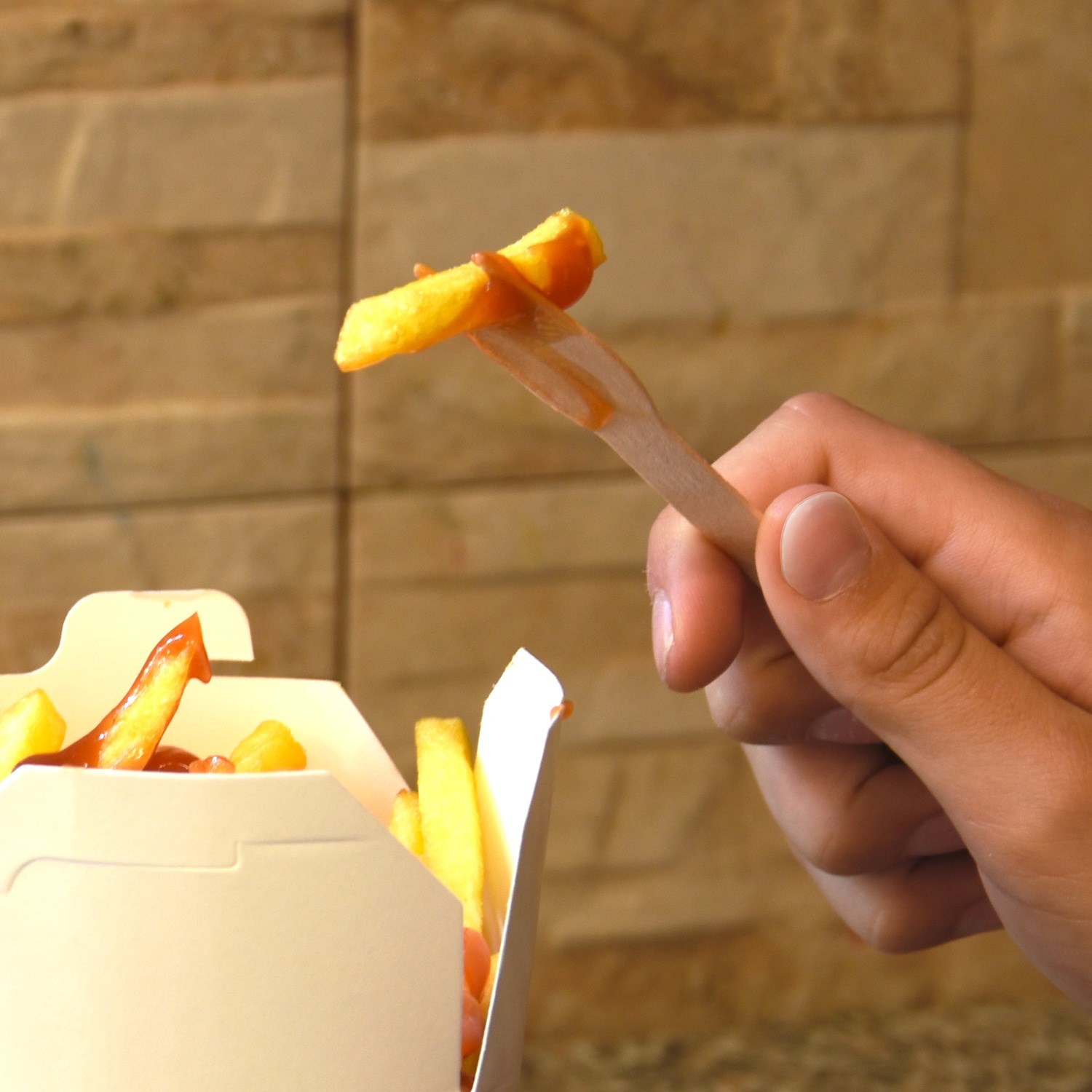 Wooden french fries fork 8,5 c